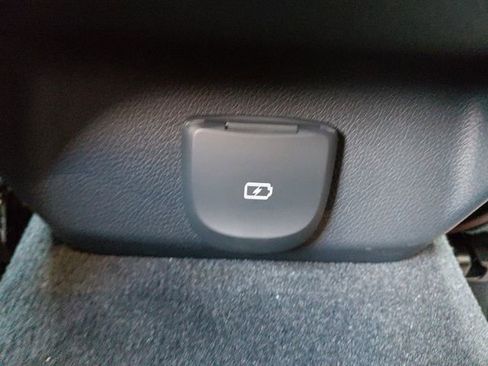 New 2026 Genesis GV70 2.5T Advanced image 28