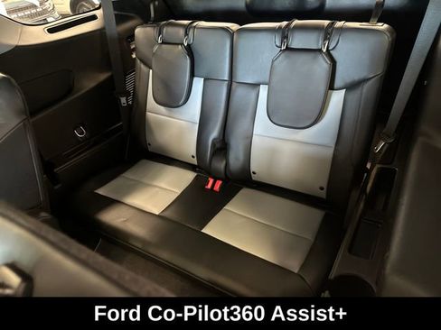Used 2023 Ford Explorer XLT w/ Equipment Group 202A AWD/4WD image 7
