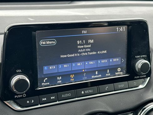 Used 2023 Nissan Sentra S image 17