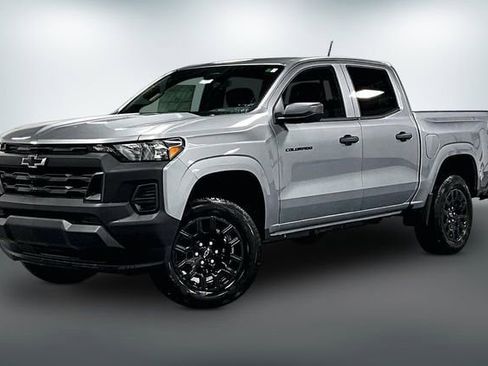 New 2026 Chevrolet Colorado W/T w/ WT Custom Package RWD image 2