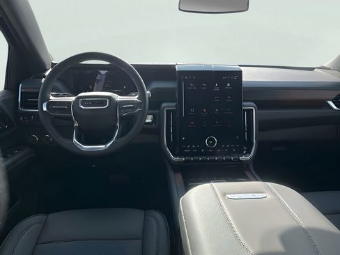 New 2026 GMC Yukon Denali w/ Sun & Power Step Package AWD/4WD image 23