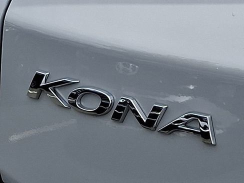 Certified 2023 Hyundai Kona SEL AWD/4WD image 29