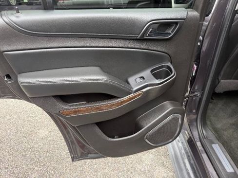 Used 2016 Chevrolet Tahoe LT AWD/4WD image 29