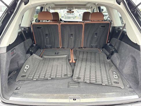 Used 2022 Audi Q7 Premium Plus w/ Premium Plus Package image 34
