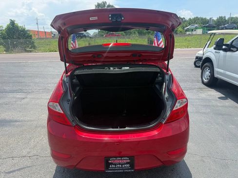 Used 2014 Hyundai Accent SE FWD image 7