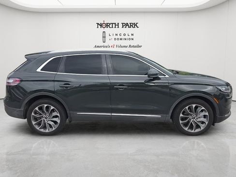 Used 2023 Lincoln Nautilus Reserve w/ Luxury Package FWD image 6