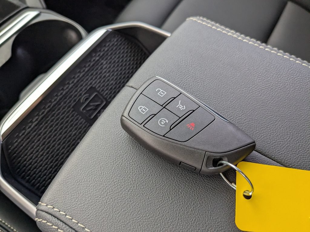 New 2027 GMC Terrain Elevation w/ Elevation Premium Package FWD image 19