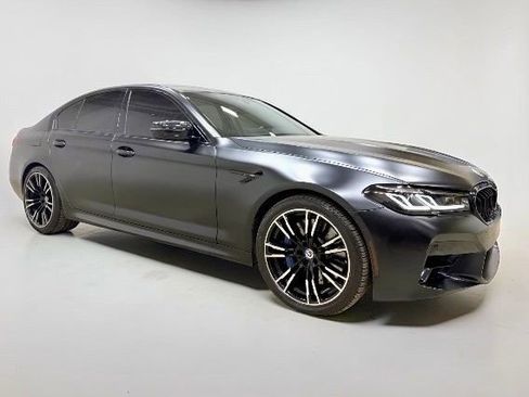 Used 2023 BMW M5 image 25