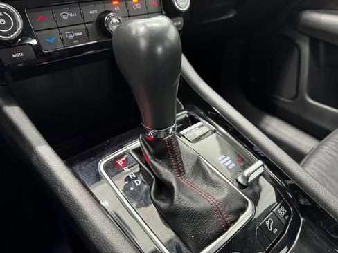 Used 2022 Jeep Compass Trailhawk AWD/4WD image 23