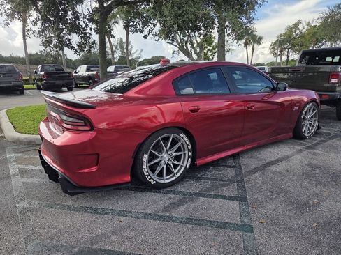 Used 2022 Dodge Charger Scat Pack w/ Plus Group RWD image 5