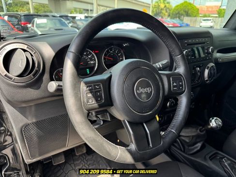 Used 2017 Jeep Wrangler Unlimited Sport w/ Quick Order Package 23S AWD/4WD image 14