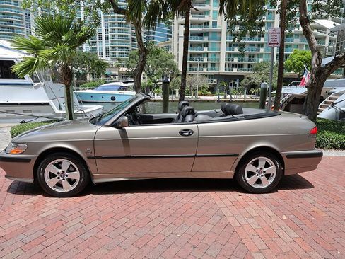 Used 2003 Saab 9-3 SE FWD image 3