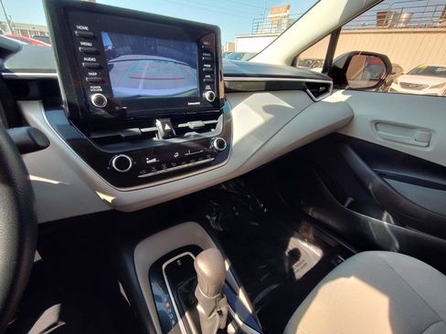 Used 2022 Toyota Corolla L FWD image 21