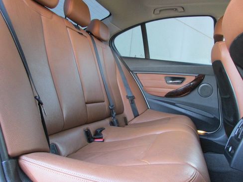 Used 2014 BMW 328i xDrive Sedan image 24