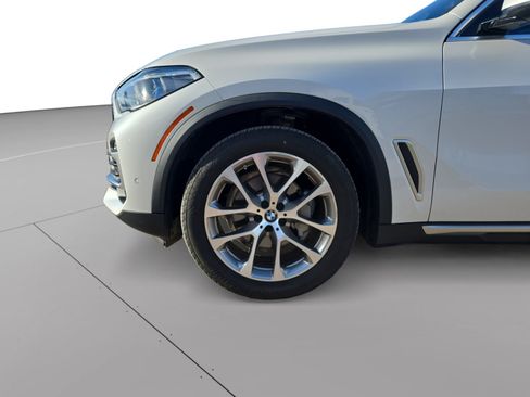 Used 2021 BMW X5 xDrive40i AWD/4WD image 9
