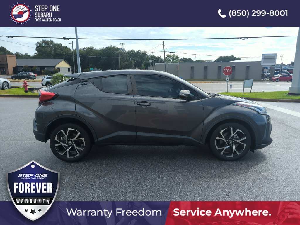 Used 2022 Toyota C-HR XLE FWD image 8