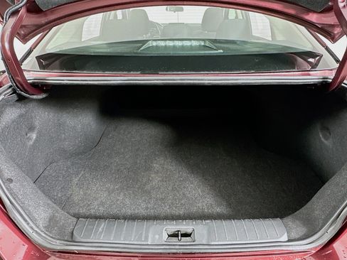 Used 2024 Nissan Sentra SV FWD image 27