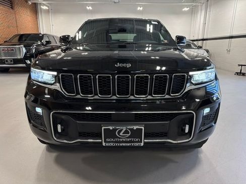 Used 2024 Jeep Grand Cherokee Overland w/ Trailer Tow Package AWD/4WD image 2