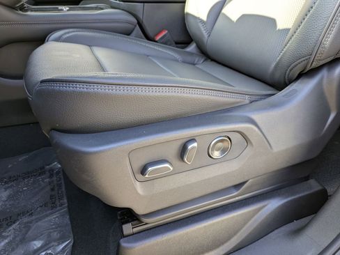 New 2026 GMC Yukon XL Denali w/ Sun & Power Step Package image 13