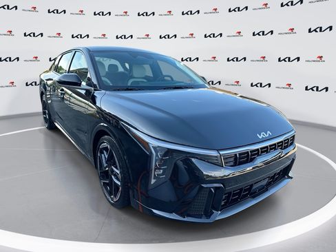 New 2026 Kia K4 GT-Line FWD image 1
