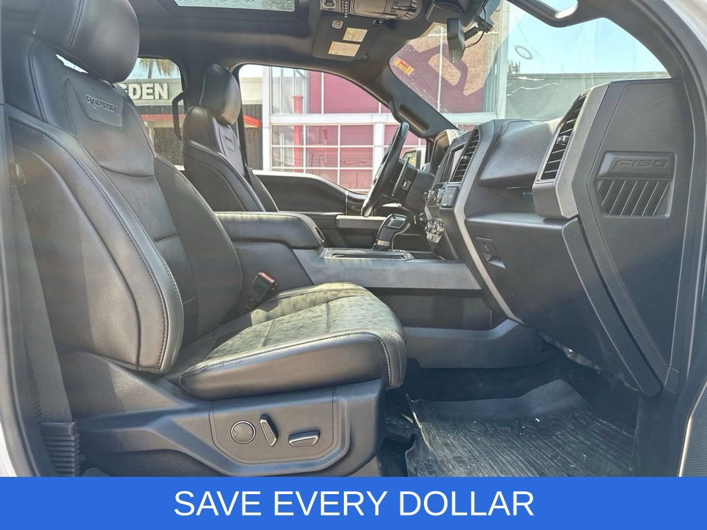 Used 2019 Ford F150 Raptor w/ Equipment Group 802A Luxury AWD/4WD image 17