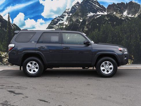 Certified 2024 Toyota 4Runner SR5 image 2