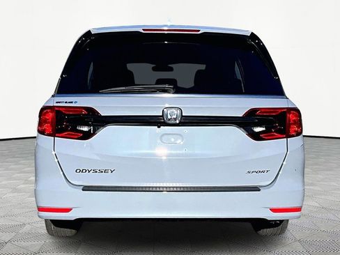 Used 2023 Honda Odyssey Sport image 7