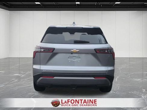 Used 2025 Chevrolet Equinox LT FWD image 7