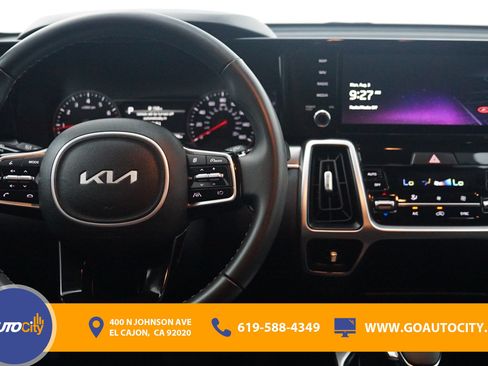 Used 2022 Kia Sorento S FWD image 5