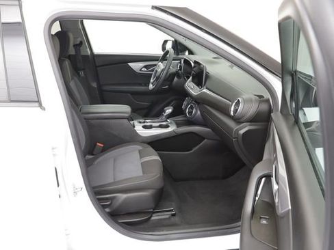 Used 2023 Chevrolet Blazer LT w/ Driver Confidence Package image 19