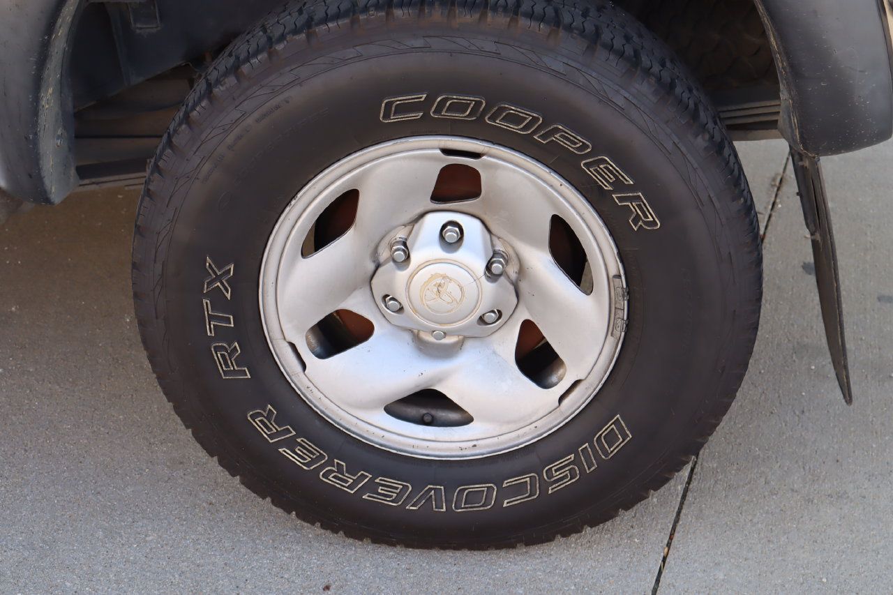 Used 2004 Toyota Tacoma PreRunner RWD image 22