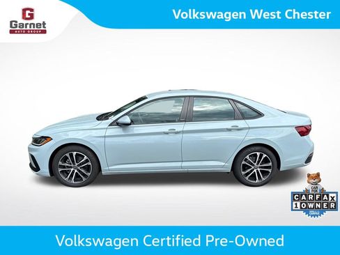 Used 2026 Volkswagen Jetta Sport FWD image 2