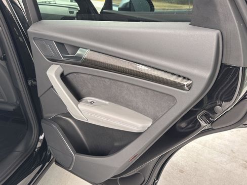 Used 2022 Audi SQ5 Premium Plus image 13