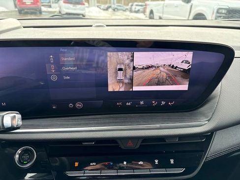 Used 2025 Buick Envision Preferred image 22