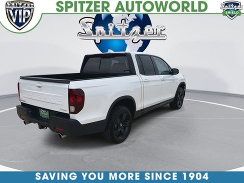 Used 2025 Honda Ridgeline Black Edition image 9