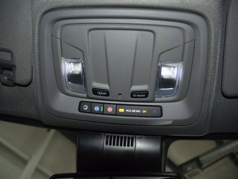 Used 2024 Chevrolet Silverado 2500 Custom w/ Custom Value Package image 50