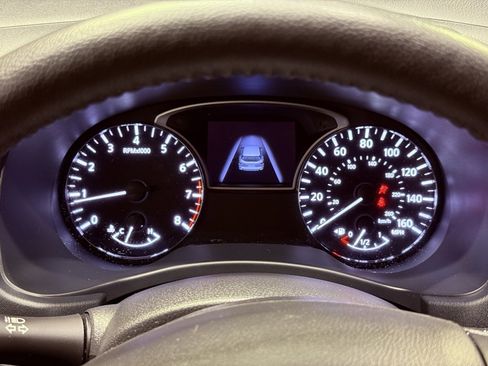 Certified 2020 Nissan Pathfinder SL w/ Cargo Package image 31