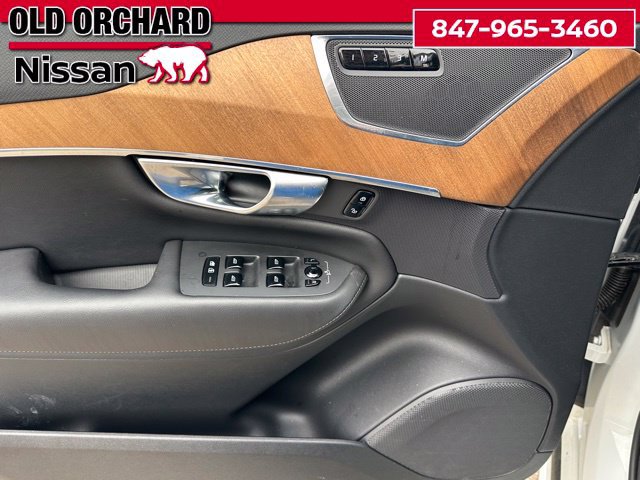 Used 2025 Volvo XC90 B6 Ultra AWD/4WD image 10
