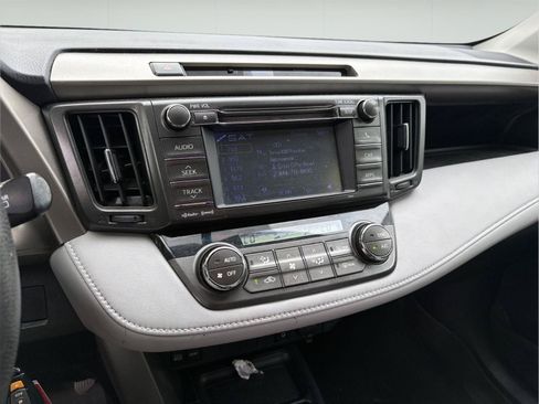 Used 2013 Toyota RAV4 XLE AWD/4WD image 8