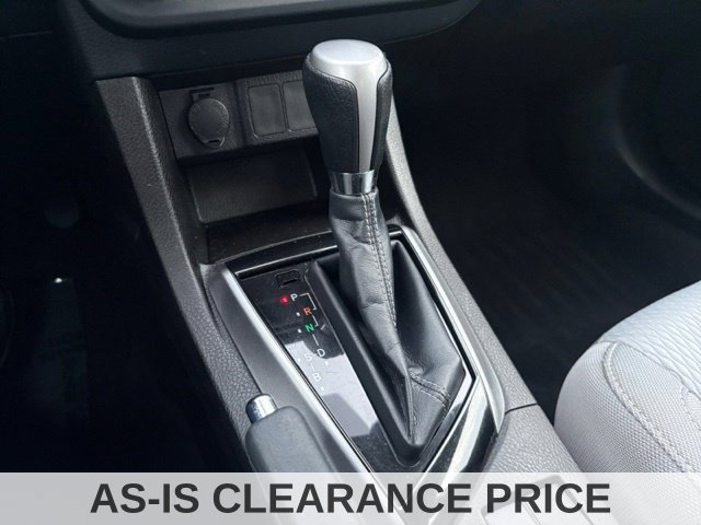Used 2016 Toyota Corolla LE FWD image 29