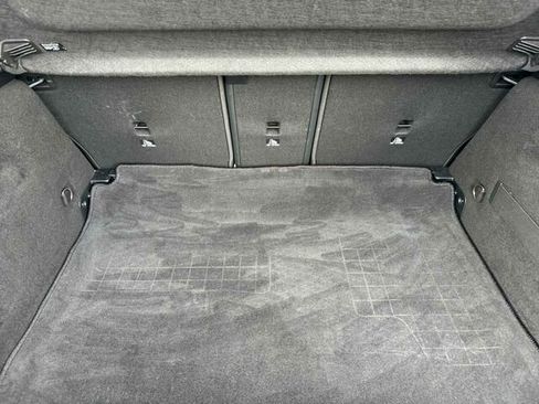 Used 2025 Mercedes-Benz GLA 250 4MATIC image 19