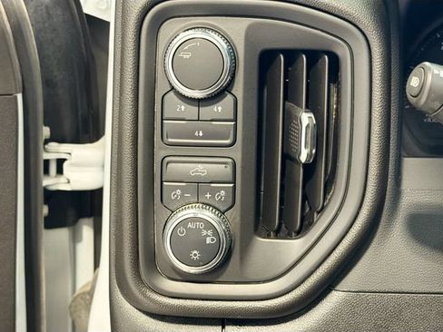 Used 2024 GMC Sierra 3500 Pro AWD/4WD image 10