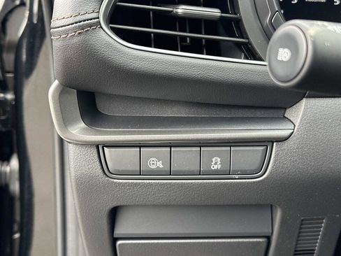New 2026 MAZDA MAZDA3 s FWD image 17