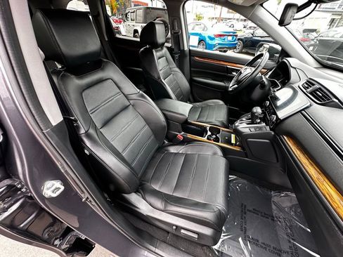 Used 2020 Honda CR-V Touring image 13