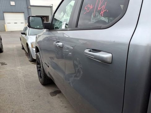 Used 2021 RAM 1500 Big Horn image 10