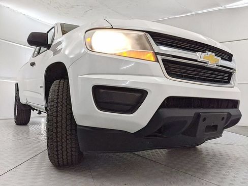 Used 2018 Chevrolet Colorado W/T w/ WT Convenience Package AWD/4WD image 23