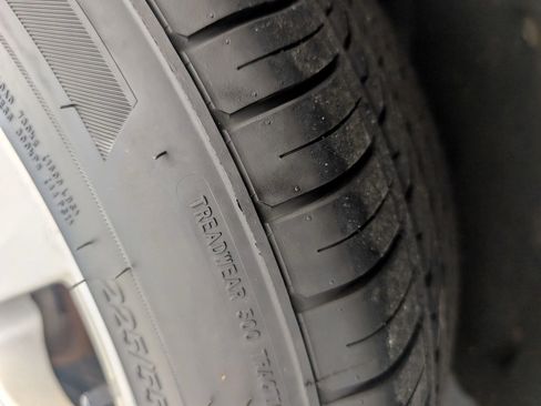 Used 2013 BMW 528i xDrive Sedan image 4