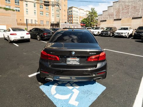 Used 2018 BMW 530i xDrive AWD/4WD image 4