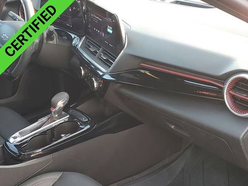 Used 2024 Chevrolet Trax RS w/ Driver Confidence Package image 28