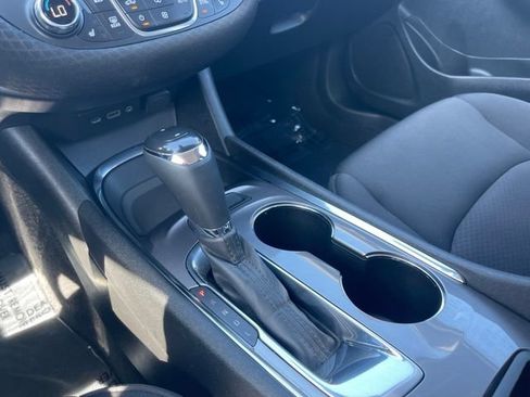 Used 2020 Chevrolet Malibu LT FWD image 24